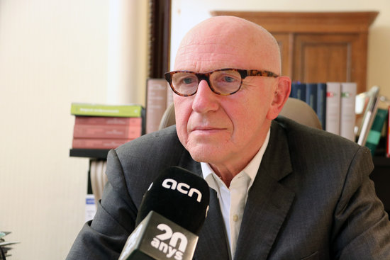 Carles Puigdemont's lawyer in Belgium, Paul Bekaert, during an interview with the Catalan News Agency (by Natàlia Segura)