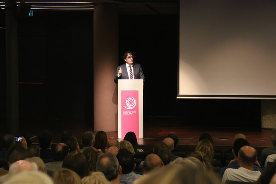 Socialist MP David Pérez during his speech in an event on October 5, 2019 (by Mariona Puig)