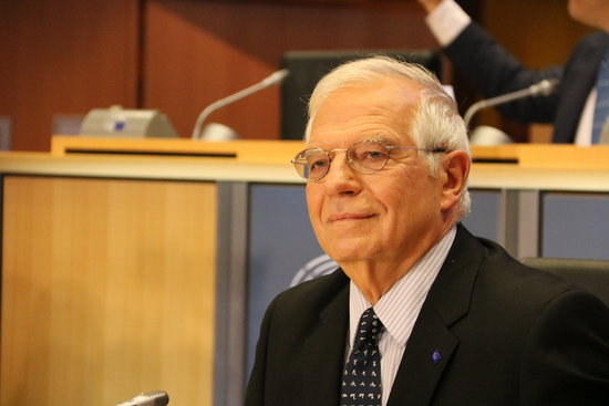 Spain's foreign affairs minister Josep Borrell at the European Parliament (by Laura Pous)