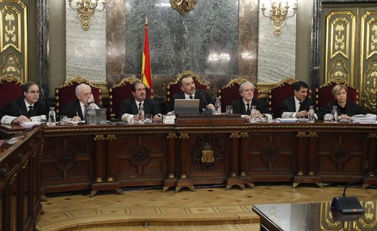 The Supreme Court judges during the Catalan trial (by Pool EFE)