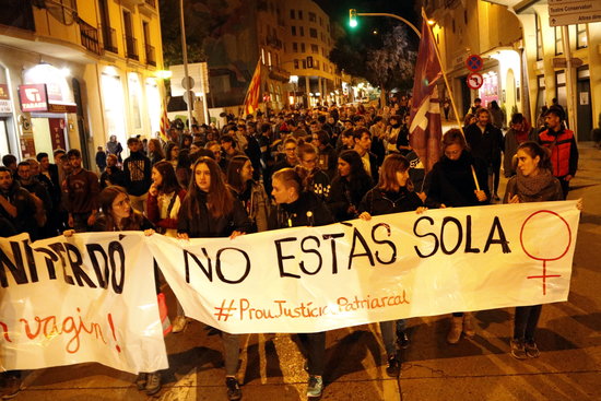 Protest against the Manresa gang-rape trial verdict (by Laura Busquets)