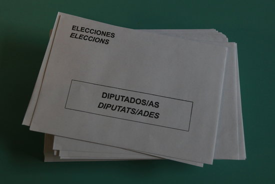 A ballot envelope in the November 10, 2019, Spanish general election (by Elisenda Rosanas)