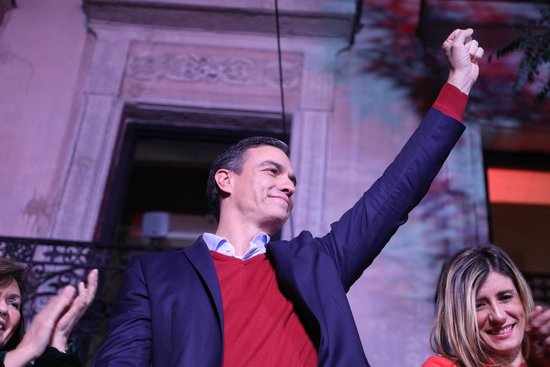 Spain's acting president Pedro Sánchez celebrates the Socialist victory in the November 10 general election (by PSOE)