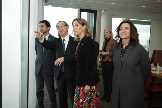 Àngels Chacón met Nissan executives in Yokohama (by Departament d'Empresa)