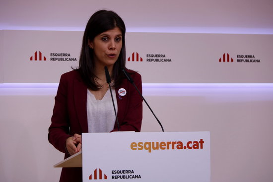Esquerra spokesperson Marta Vilalta speaks in a press conference (by Guillem Roset)
