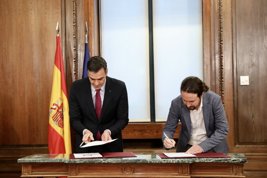 Spanish president Pedro Sánchez (left) and his second vice president Pablo Iglesias (PSOE)