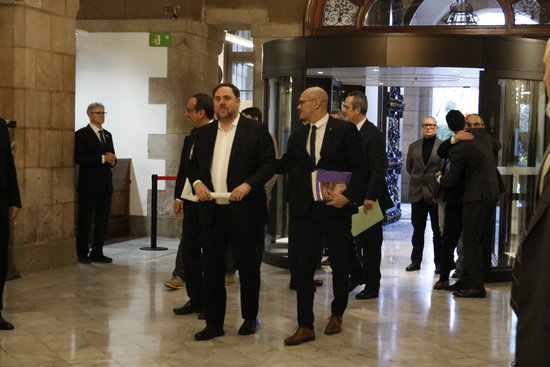 Jailed leaders Oriol Junqueras, Raül Romeva, Josep Rull, Jordi Turull and Quim Forn arrive at the Catalan Parliament for an investigative committee on the 2017 application of direct rule (by Gerard Artigas)