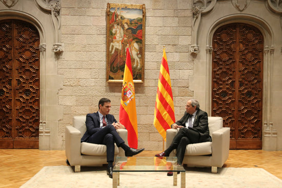 Spanish and Catalan presidents, Pedro Sánchez and Quim Torra, meet in Barcelona on February 6, 2020 (by Bernat Vilaró)