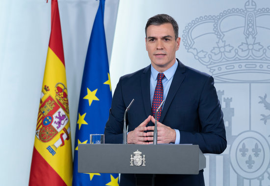 Spanish president Pedro Sánchez gives a press conference on the coronavirus crisis in the country (by Pool Moncloa / JM Cuadrado i Borja Puig de la Bellacasa)