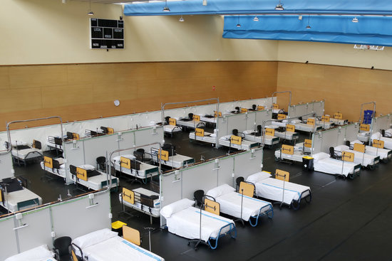 Image of the space in Guttmann institute adapted as hospital, in Badalona, on April 7, 2020 (by Jordi Pujolar)