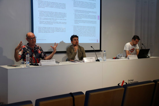 Press conference held by the Observatory Against Homophobia in June, 2020 (by Blanca Blay)