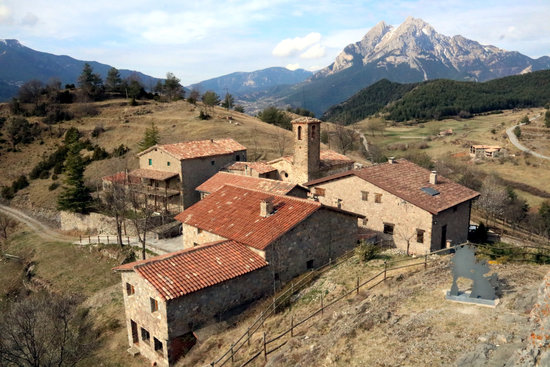 The village of Gisclareny, the smallest in Catalonia, May 12, 2019 (by Estefania Escolà)