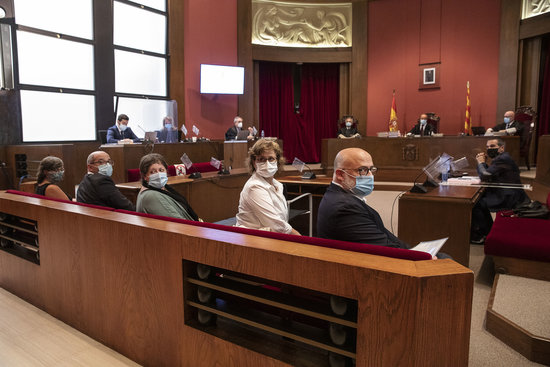 Image of the five former MPs in the dock during their trial in TSJC, on July 21, 2020 (by Jordi Play)