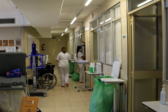 Hospital area for semi-critical patients in Vall d'Hebron, Barcelona, on July 22, 2020 (by Laura Fíguls)