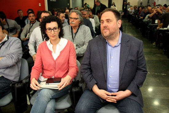 ERC leaders Marta Rovira and Oriol Junqueras, photographed at the party's National Council in 2017 (by Norma Vidal)