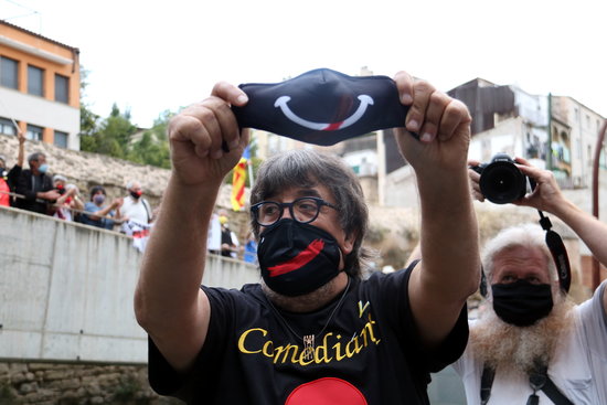 Clown Jordi Pesarrodona arrives in the court of Manresa (by Mar Martí)