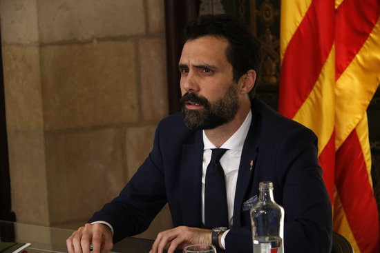 Parliament speaker Roger Torrent during an online meeting, November 30, 2020 (by Guillem Roset)