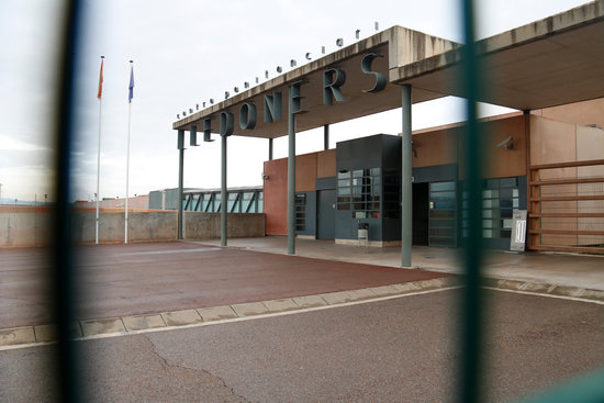 The front of the Lledoners prison (by Blanca Blay)