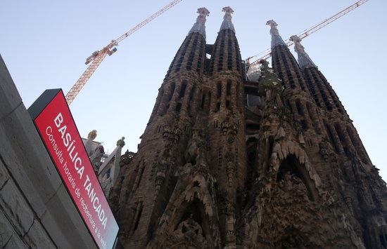 The Sagrada Família cathedral (by Pau Cortina)