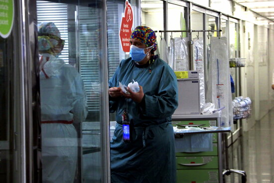 ICU unit at Barcelona's Hospital del Mar (by Laura Fíguls)
