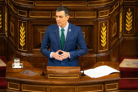 Spanish president Pedro Sánchez speaking in the Spanish congress (image by Spanish congress)