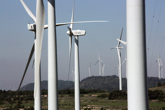 Wind turbines in the Serra del Tallat wind farm, on the border between Tarragona and Lleida? (ACN)