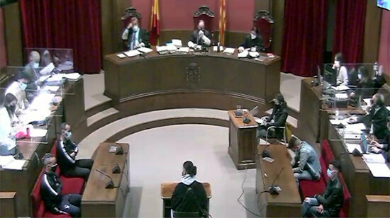 The Barcelona high court hears the case of a gang-rape in Sabadell (by TSJC)