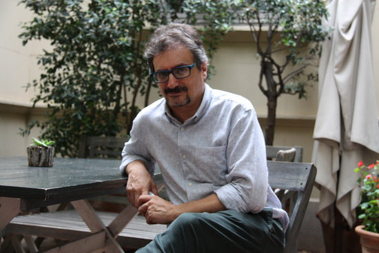 Barcelona writer Albert Sánchez Piñol, one of the authors who will be present at the first edition of the 42 literature festival (by Ariadna Coma)
