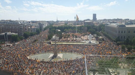 Aerial image of Madrid's Plaza de Colón during the rally against pardons for the Catalan pro-independence prisoners, June 13, 2021 (image from protest organizers Unión 78)