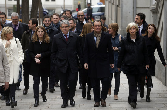 Former members of the Catalan government appear at the Supreme Court in 2017 (by Javier Barbancho)