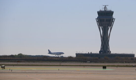 The Josep Tarradellas Barcelona - El Prat airport (by Lluís Sibils)