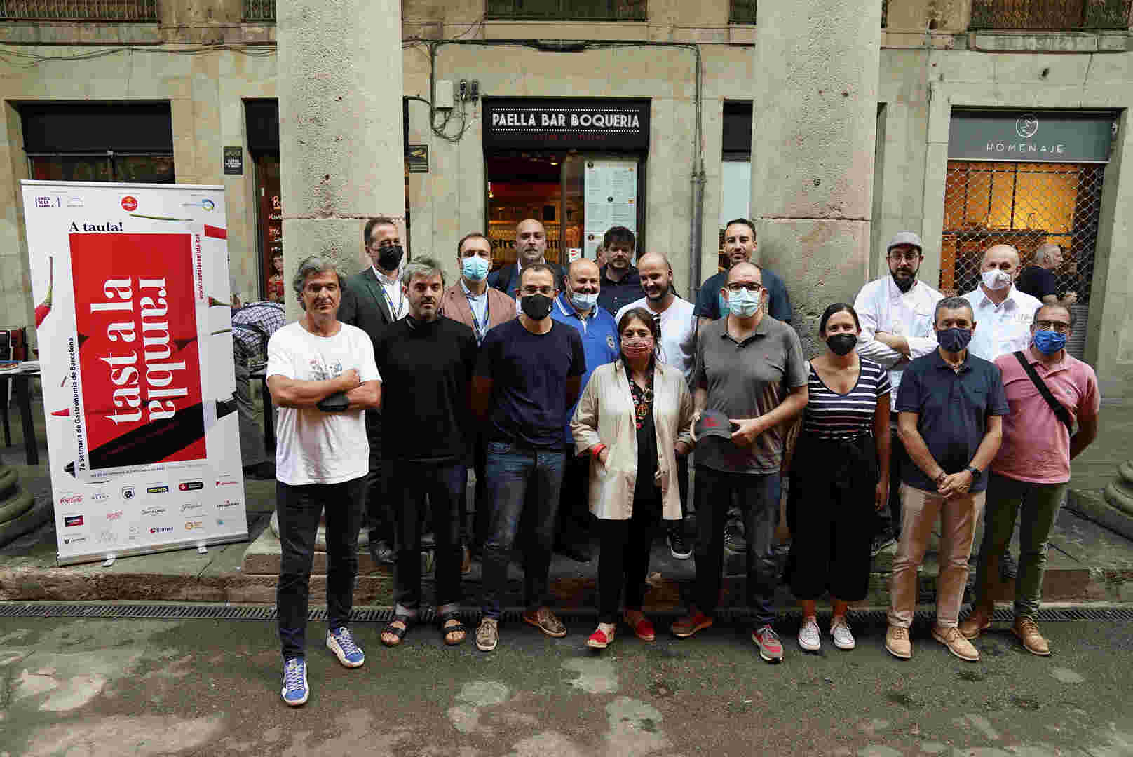 Chefs, restaurant owners, sponsors and organizers at the launch of Tast a La Rambla, September 27, 2021 