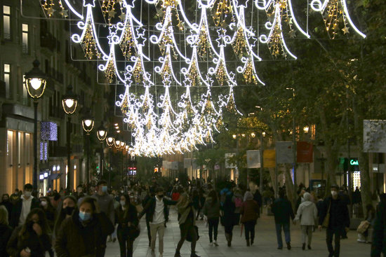 Barcelona's Portal de l'Àngel street on the evening that saw the 2020 Christmas lights switched on
