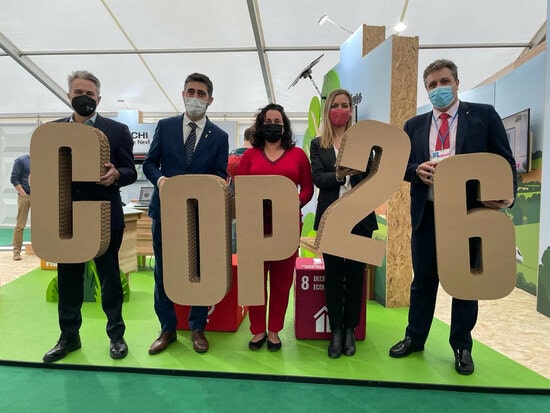 Vice president Jordi Puigneró, second from left, at the UN climate summit in Glasgow (Courtesy of the Catalan government)