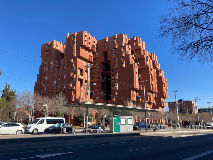 Walden 7 apartment building in Sant Just Desvern, designed by Ricardo Bofill, January 26, 2022 (by Guifré Jordan)