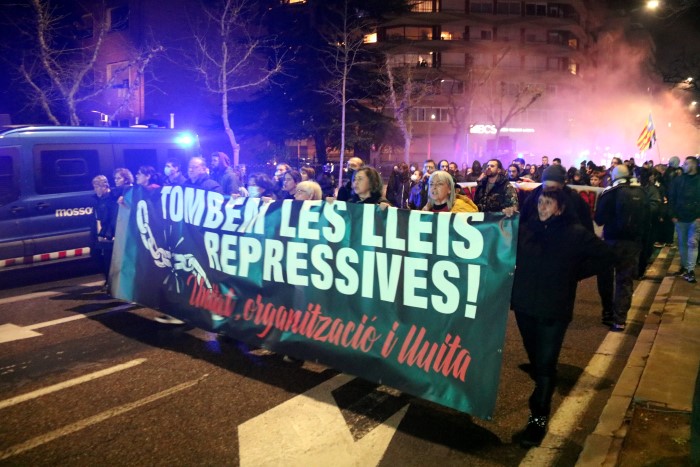 Protesters in Lleida demand release of rapper Pablo Hasel, one year on from his imprisonment, February 19, 2022, (by Anna Berga/Albert Lijarcio)