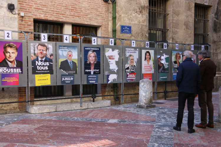 French electoral posters in Perpignan on April 7, 2022 (by Xavier Pi/Gemma Tubert) 