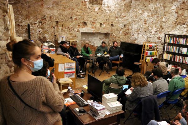 A book presentation in the Calders bookshop in the Sant Antoni neighborhood of Barcelona (by Pau Cortina)