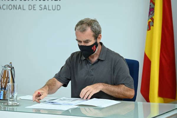 Director of Spain’s Center for the Coordination of Health Alerts and Emergencies, Fernando Simón (by Borja Puig de la Bellacasa)