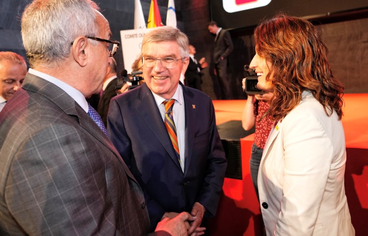 Catalan presidency minister Laura Vilagrà meets IOC president Thomas Bach in Madrid, (Spanish Olympic Committe / Nacho Casares) 