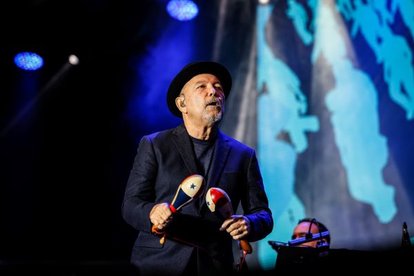 Rubén Blades performs on stage at Cruïlla 2022 (by Jordi Borràs)