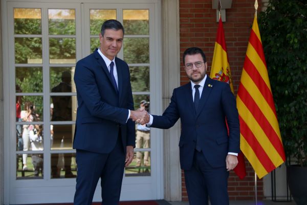Spain's PM Pedro Sánchez and Catalan president Pere Aragonès meet in Madrid in July 2022