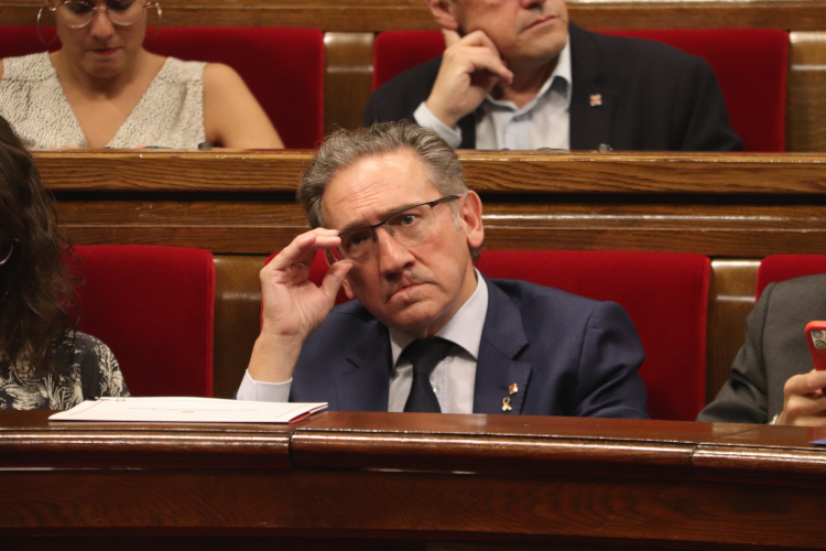 The Catalan economy minister, Jaume Giró, in parliament on July 6, 2022 (by Mariona Puig)