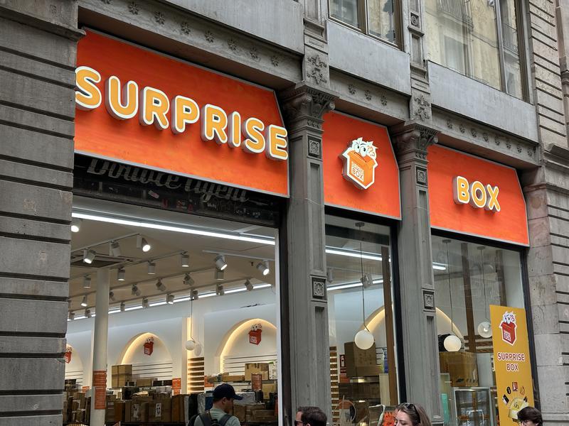 Exterior of Surprise Box, located in Barcelona's City Centre