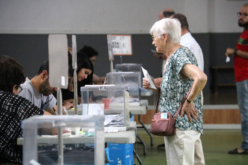 A voter during the 2024 European Elections on June 9, 2024 in a polling station in Lleida