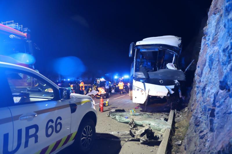 The bus after the crash in Portè, France