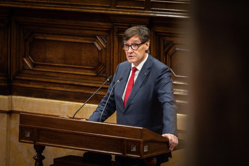 Catalan president Salvador Illa speaking in parliament during the 2025 general policy debate