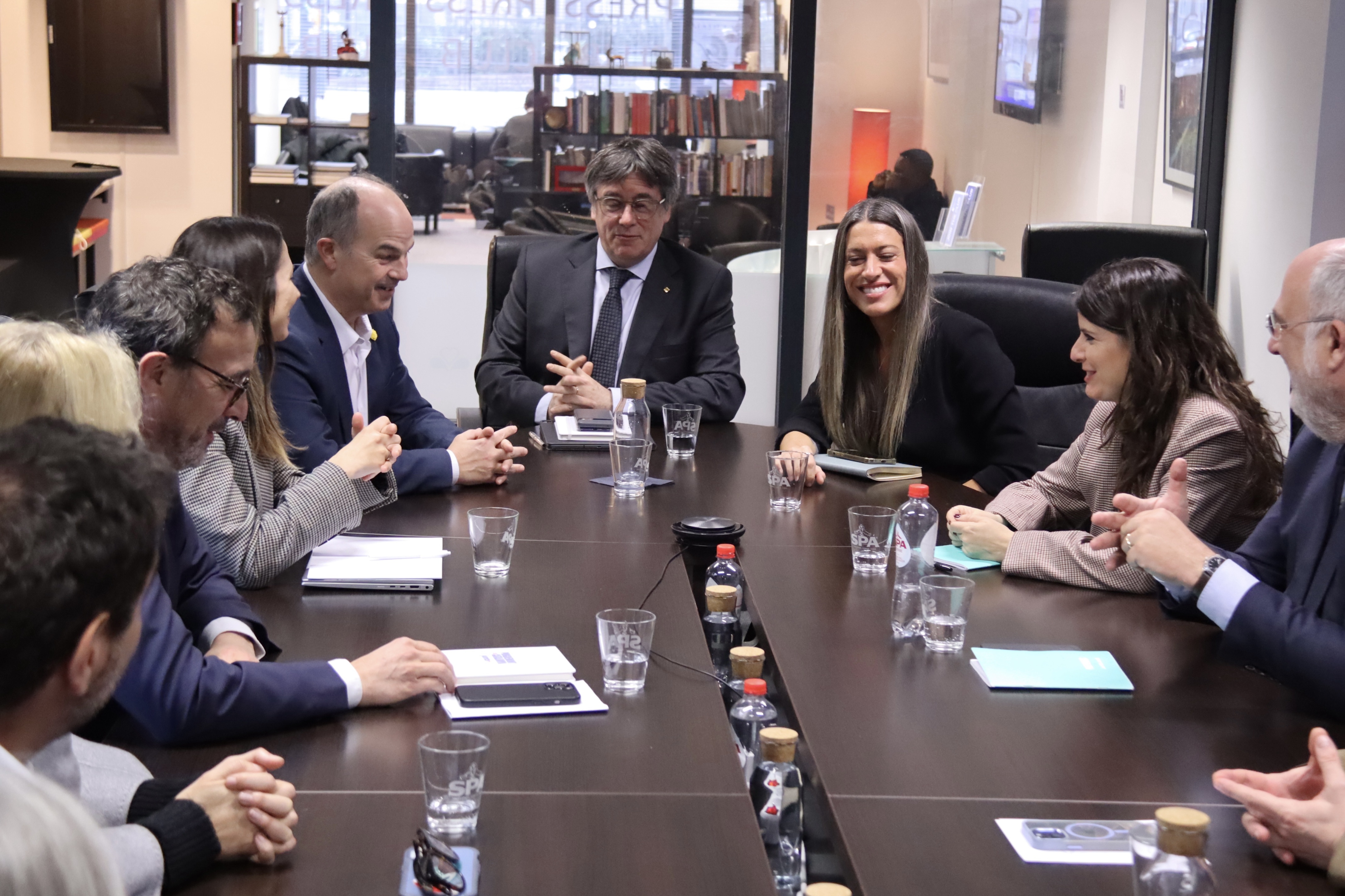 A meeting of the leadership of Junts led by Carles Puigdemont in Brussels on January 17, 2025