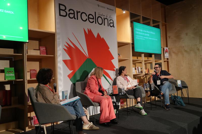 Barcelona homenatja l’escriptora Ana María Matute, una de les veus "més singulars" del segle XX