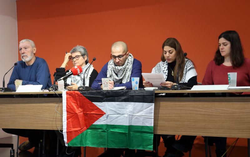Members of Pro-Palestinian entities give a press conference calling for Spain to facilitate the arrival of refugees